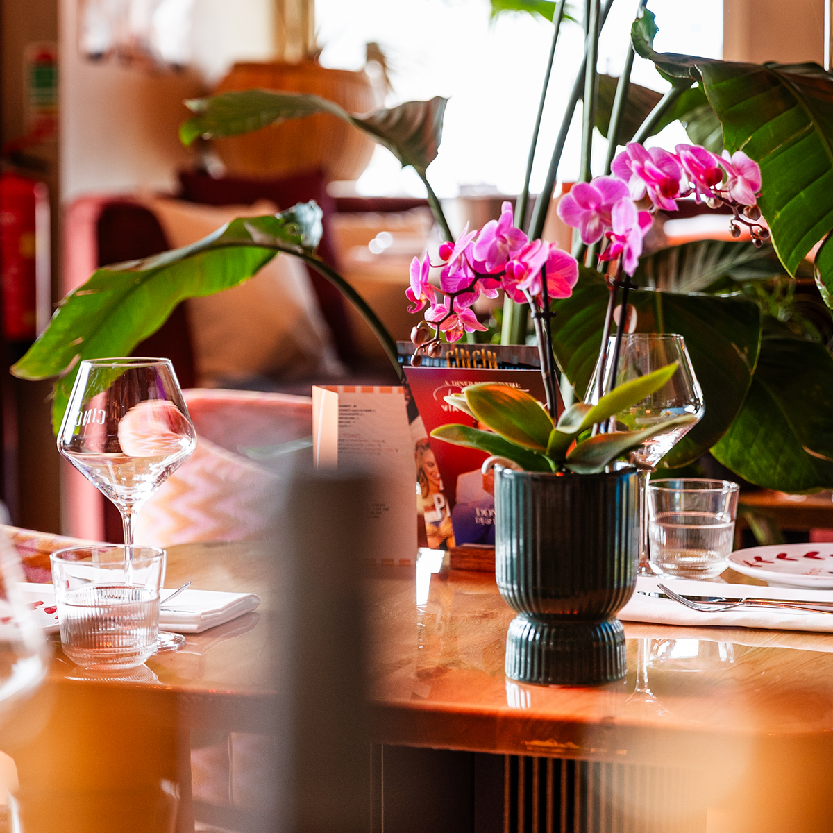 Diabolo Decorative Green Pot